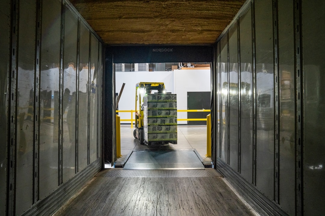 Retirada de muebles antiguos y vaciado de pisos en Argentona